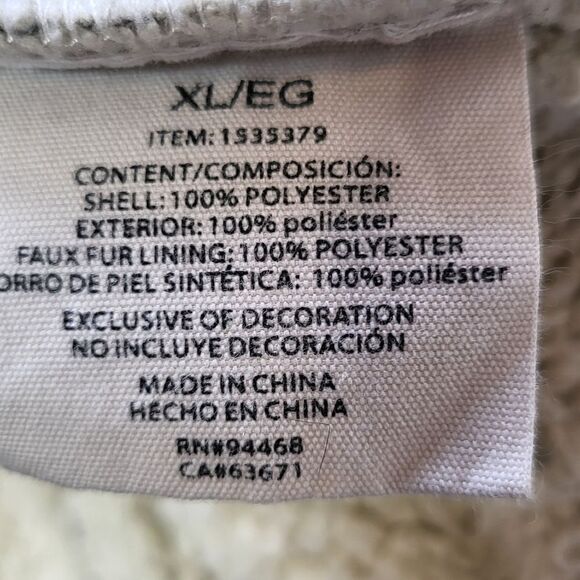 SAGE Men's Black and White Plaid Shacket - Picture 10 of 11